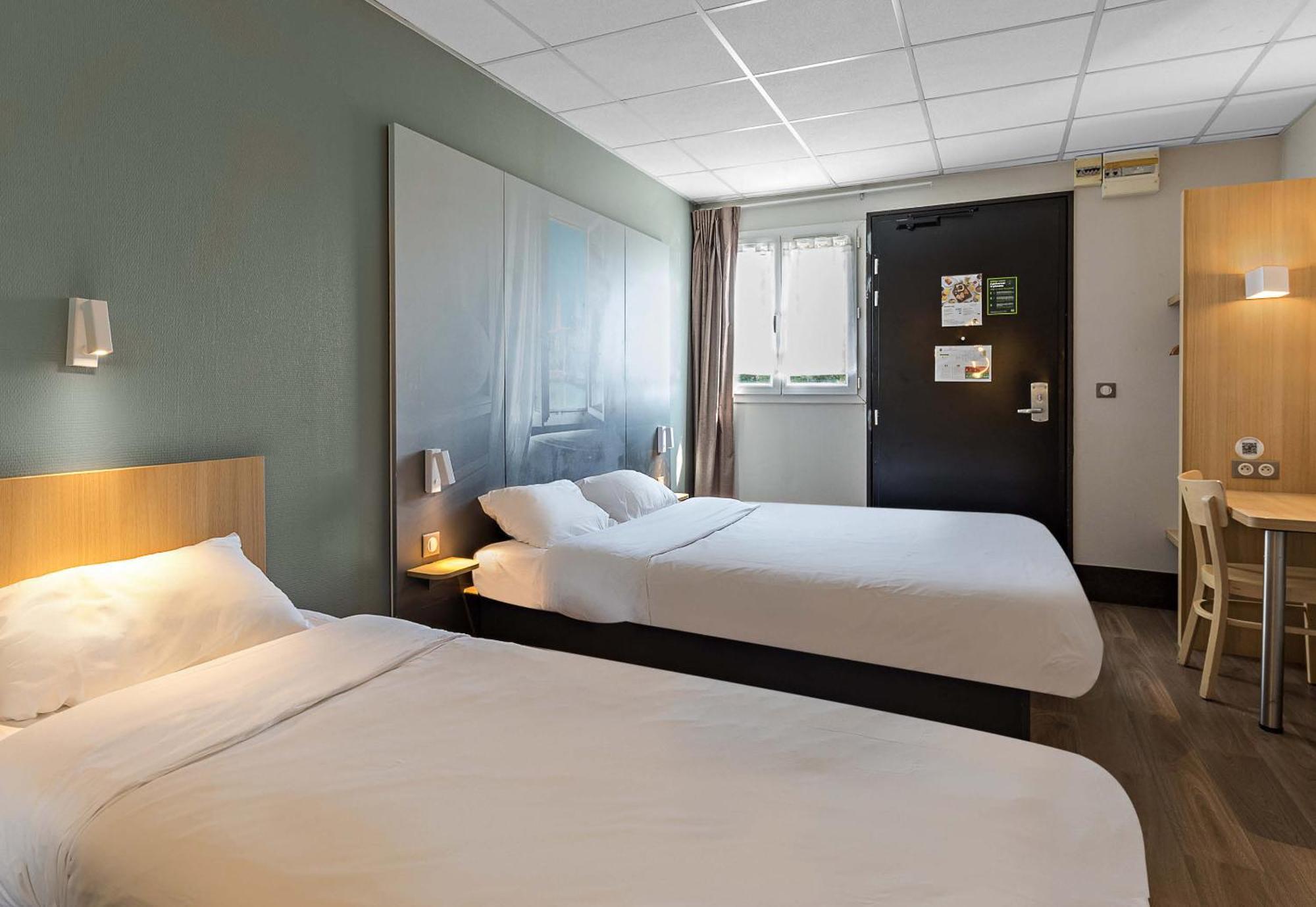 B&B Hotel Rouen Saint-Étienne-du-Rouvray Buitenkant foto