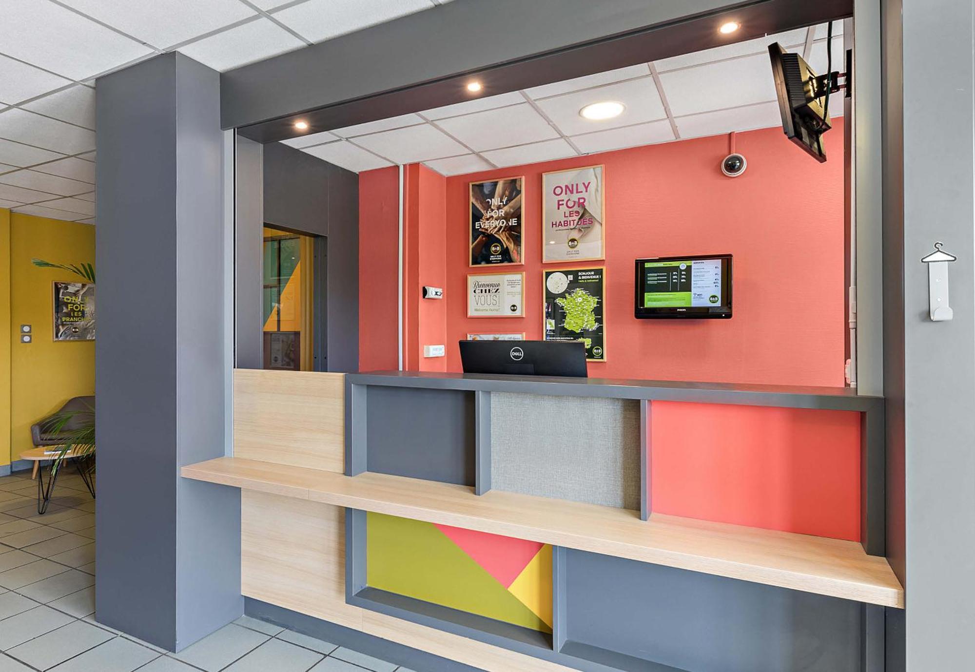 B&B Hotel Rouen Saint-Étienne-du-Rouvray Buitenkant foto