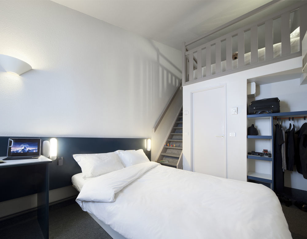 B&B Hotel Rouen Saint-Étienne-du-Rouvray Buitenkant foto