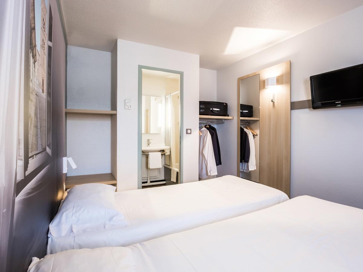 B&B Hotel Rouen Saint-Étienne-du-Rouvray Buitenkant foto
