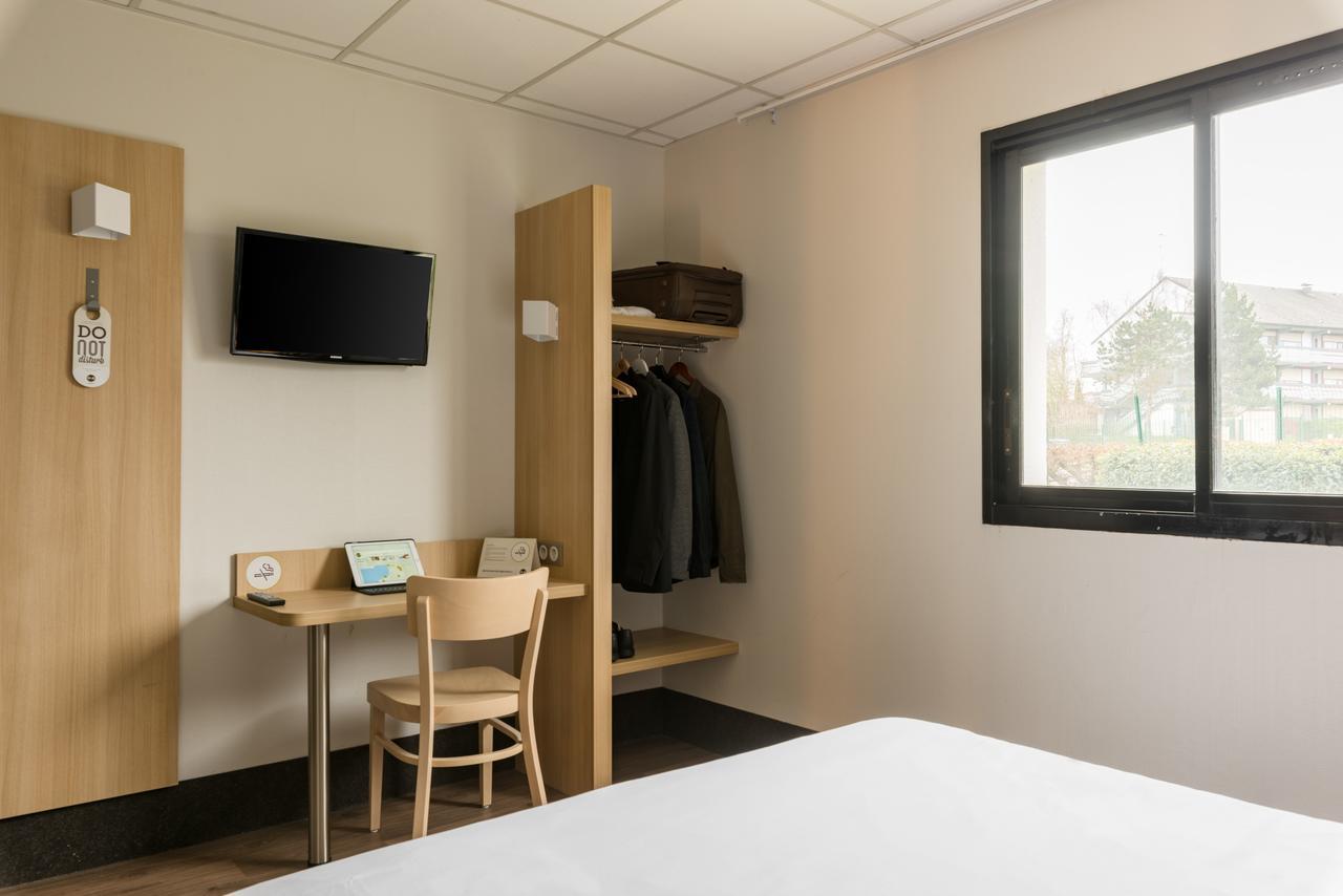 B&B Hotel Rouen Saint-Étienne-du-Rouvray Buitenkant foto